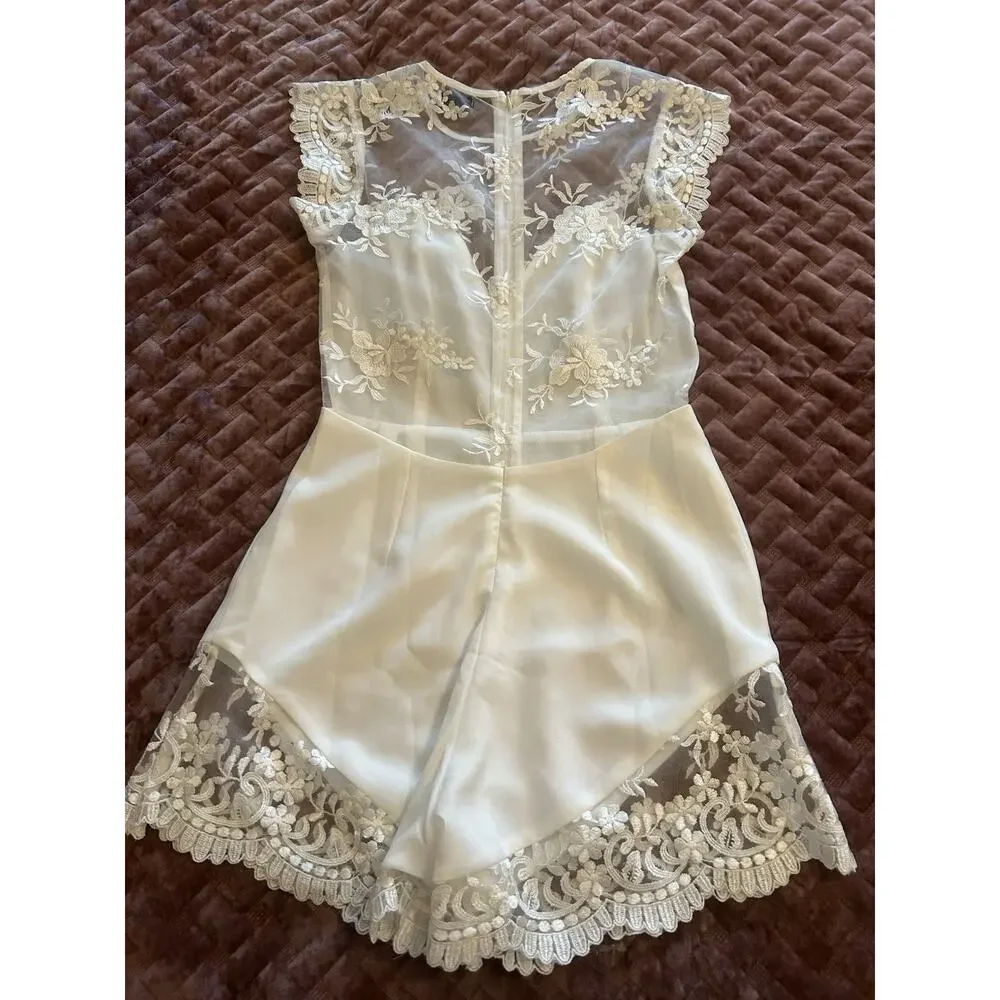 Revolve NBD Sz X-Small Ivory Picnic Day Embroidered Sheer Lace Mesh Short Romper